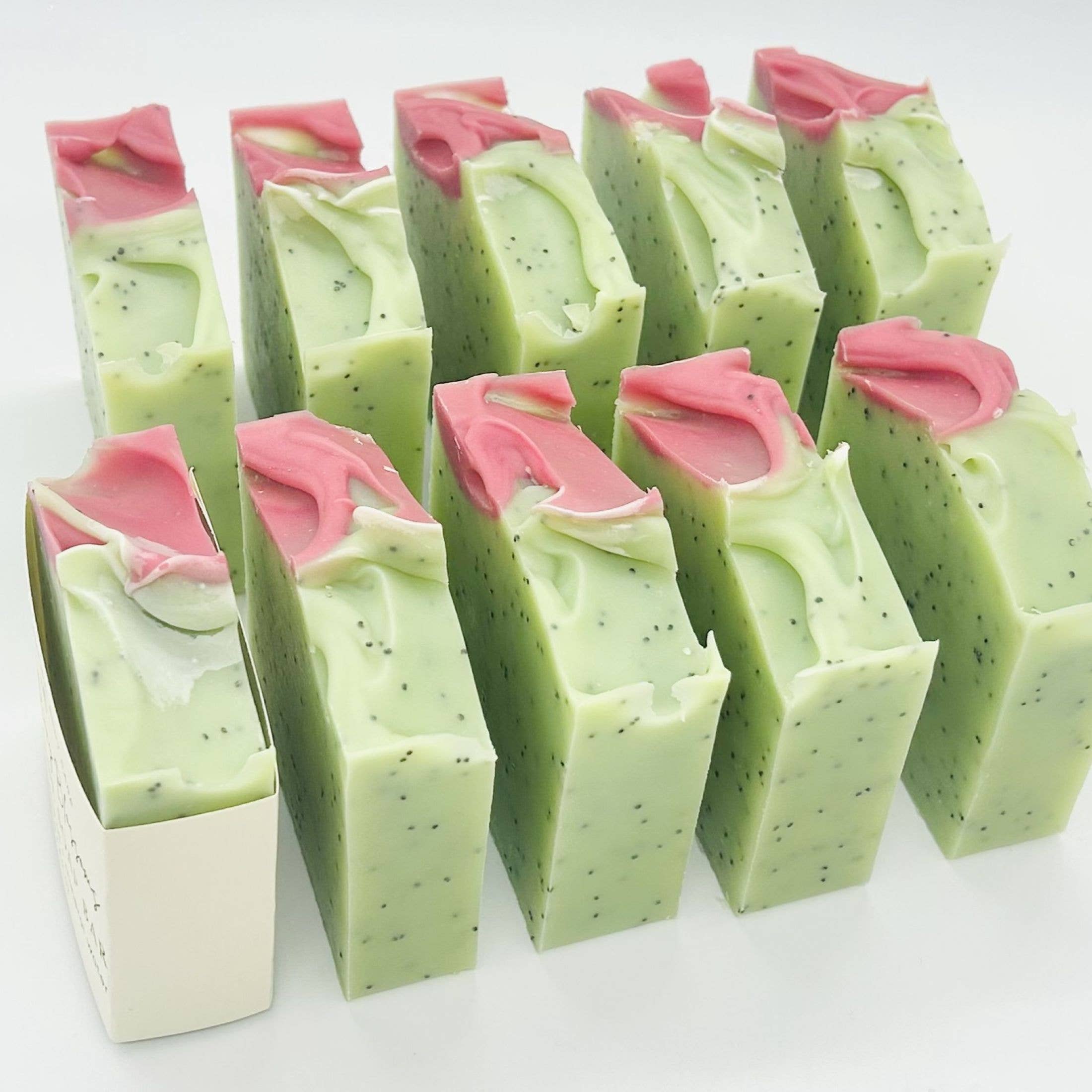 Daisies & Poppies Handmade Soap Bar (SEASONAL)