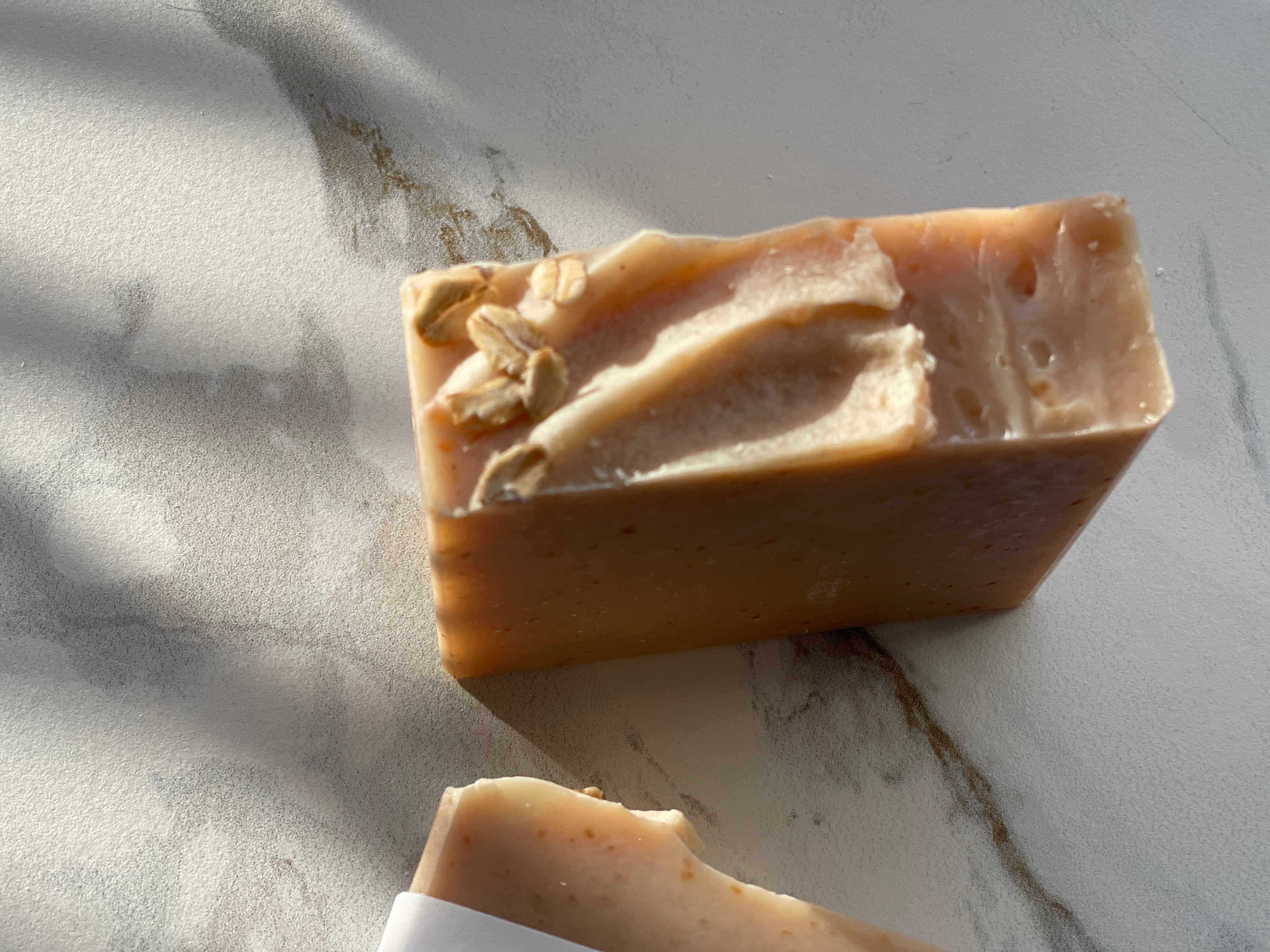 Goat milk & Colloidal oatmeal Soap bar